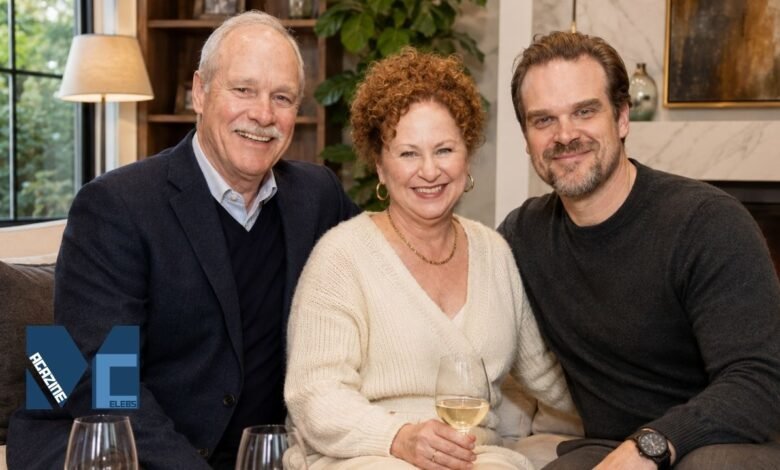 Actor David Harbour smiling with his parents Kenneth Harbour and Nancy Harbour